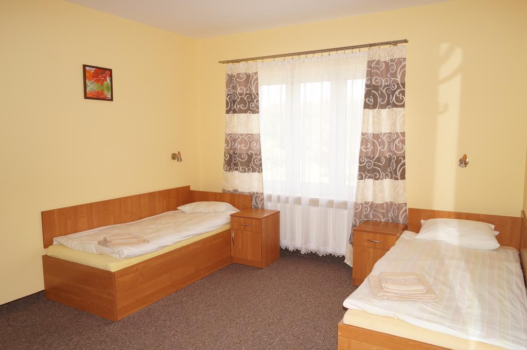 Hotel-Restauracja-Bar Rudka Ostrowiec Świętokrzyski Exterior foto