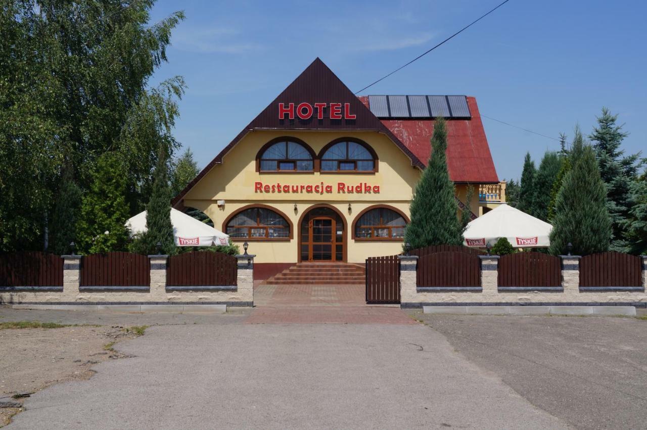 Hotel-Restauracja-Bar Rudka Ostrowiec Świętokrzyski Exterior foto